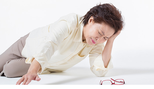 전두동 골절 및 전두골 골절 이미지